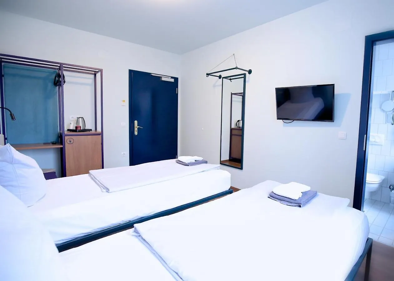 **  Das Schreder Hotel München Németország