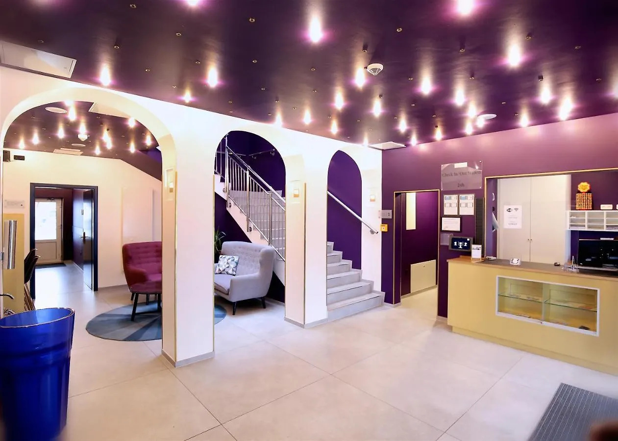 מינכן Das Schreder Hotel גרמניה