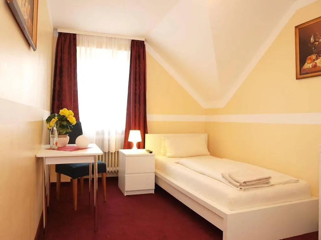 מינכן Das Schreder Hotel גרמניה